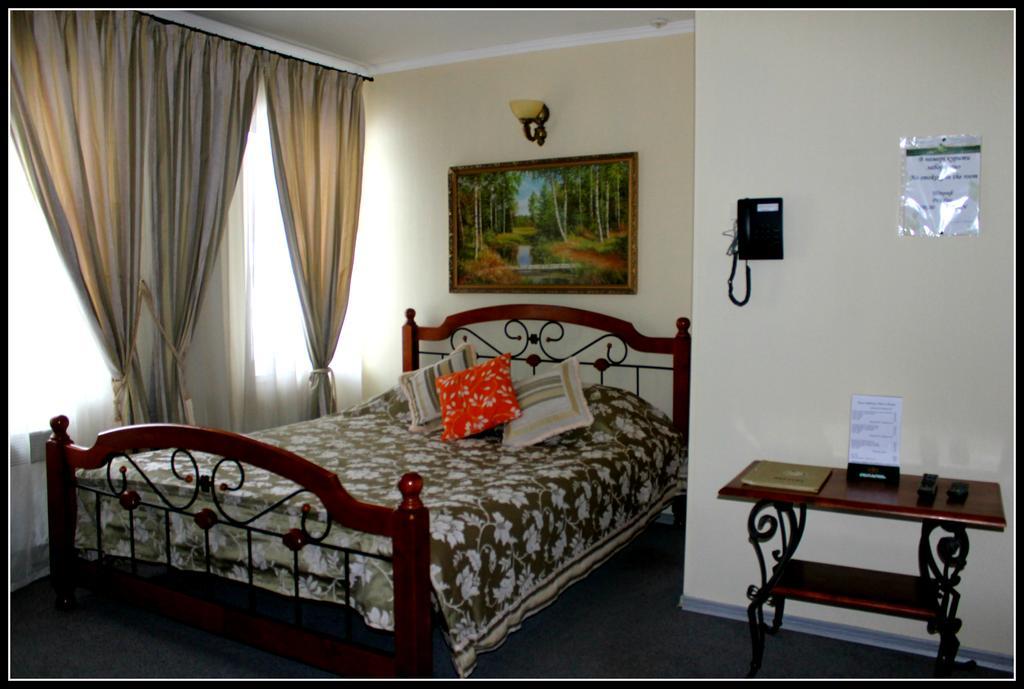 Edem Hotel Chubynske Exterior foto