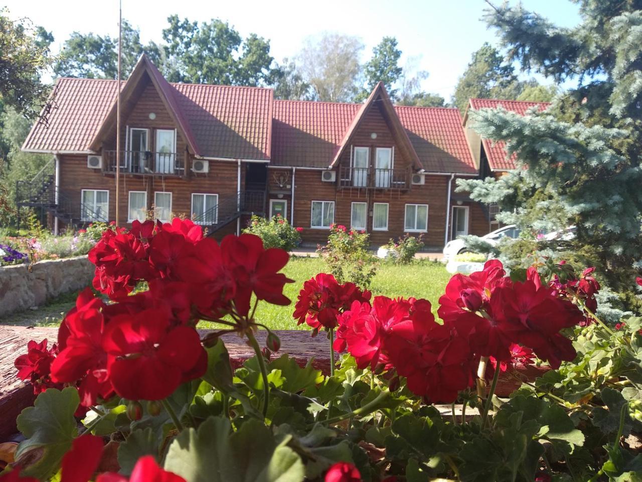 Edem Hotel Chubynske Exterior foto